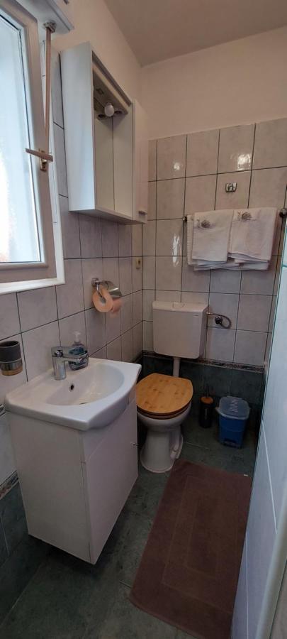 Apartman Sanja Kampor Luaran gambar