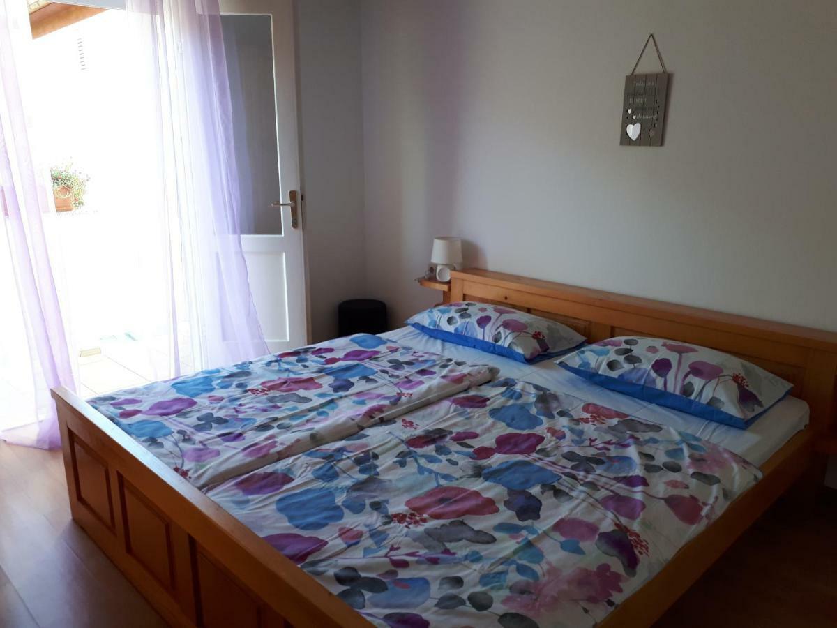 Apartman Sanja Kampor Luaran gambar
